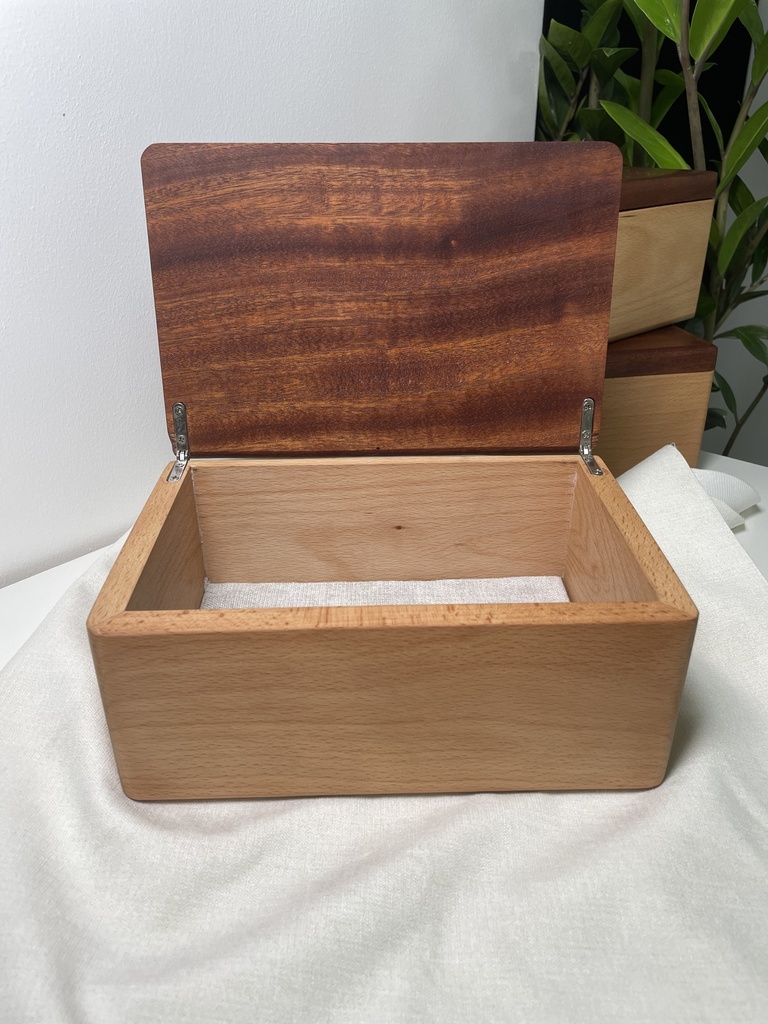 صندوق اكسسوارات